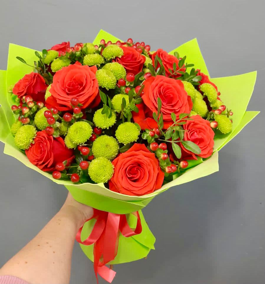 Букет цветов из: Хризантемы и Розы в Пелым