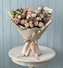 Букет цветов из:  Розы и Лизиантусы в Пелым