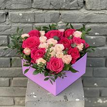 Цветочная композиция из Розы в коробке в Пелым