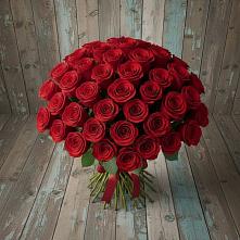 Букет 55 Красных роз Фридом #REPLACE_PRED# Пелым