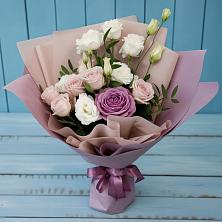 Букет цветов из:  Розы и Лизиантусы в Пелым