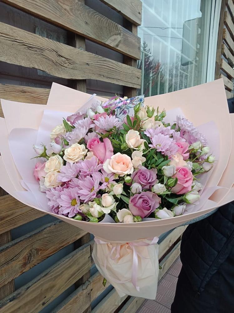 Букет цветов из: Розы и Хризантемы в Пелым