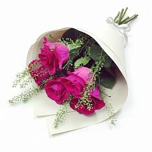 Букет цветов из:  Розы в Пелым