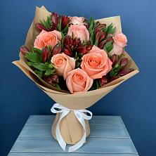 Букет цветов из:  Розы и Альстромерии в Пелым