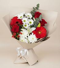 Букет цветов из:  Розы, Хризантемы, Герберы и Лилии в Пелым