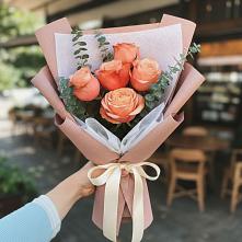 Букет цветов из:  Розы #REPLACE_PRED# Пелым