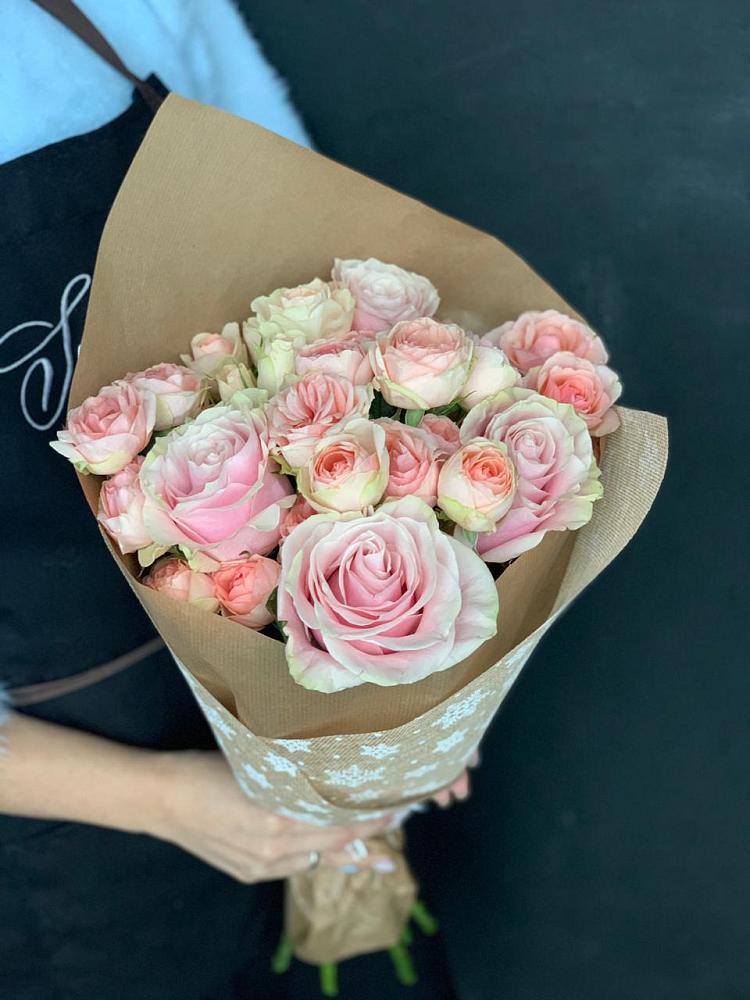 Букет цветов из: Хризантемы и Розы в Пелым