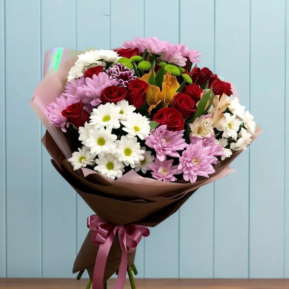 Букет цветов из: Розы, Хризантемы и Альстромерии в Пелым