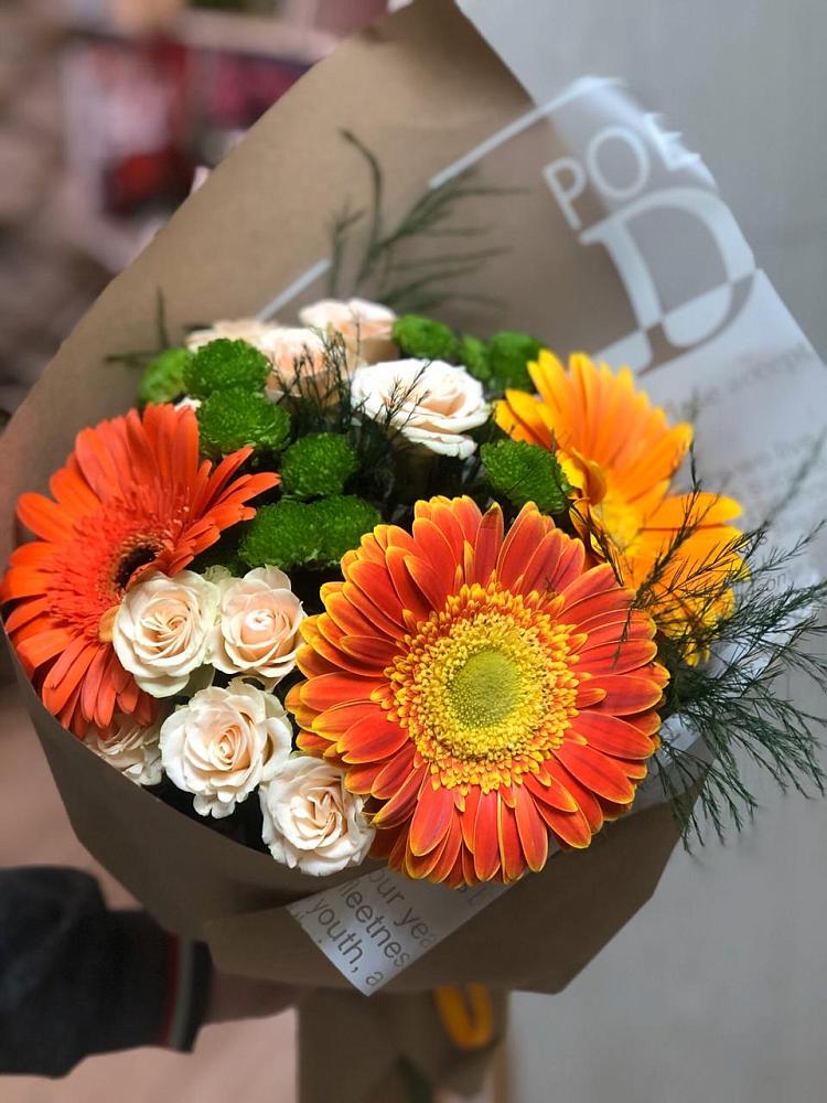 Букет цветов из: Герберы, Хризантемы и Розы в Пелым