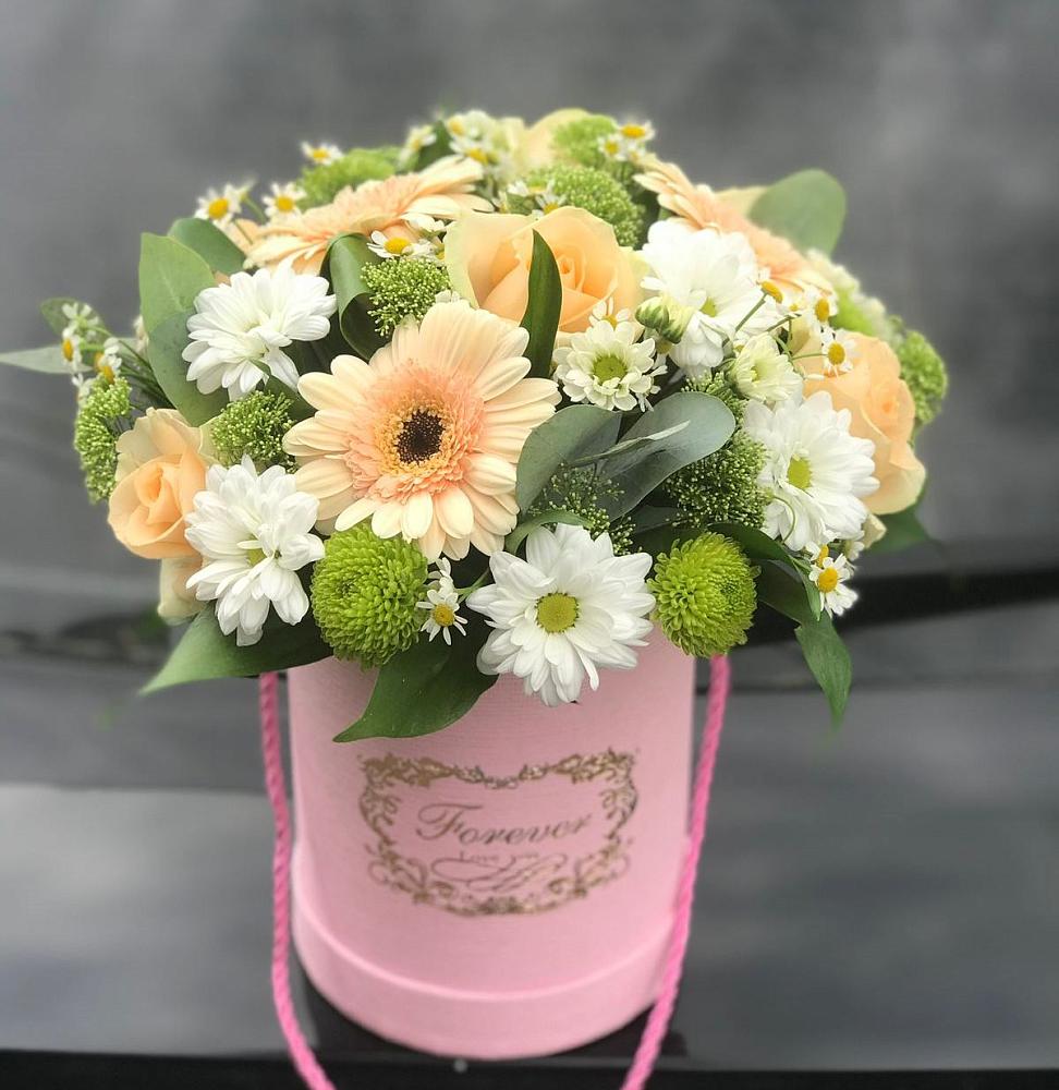 Цветочная композиция из Розы, Герберы и Хризантемы в шляпной коробке в Пелым