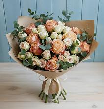 Букет цветов из:  Альстромерии и Розы в Пелым